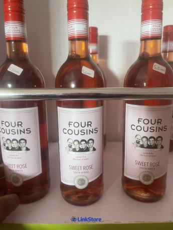 four-cousins-big-0